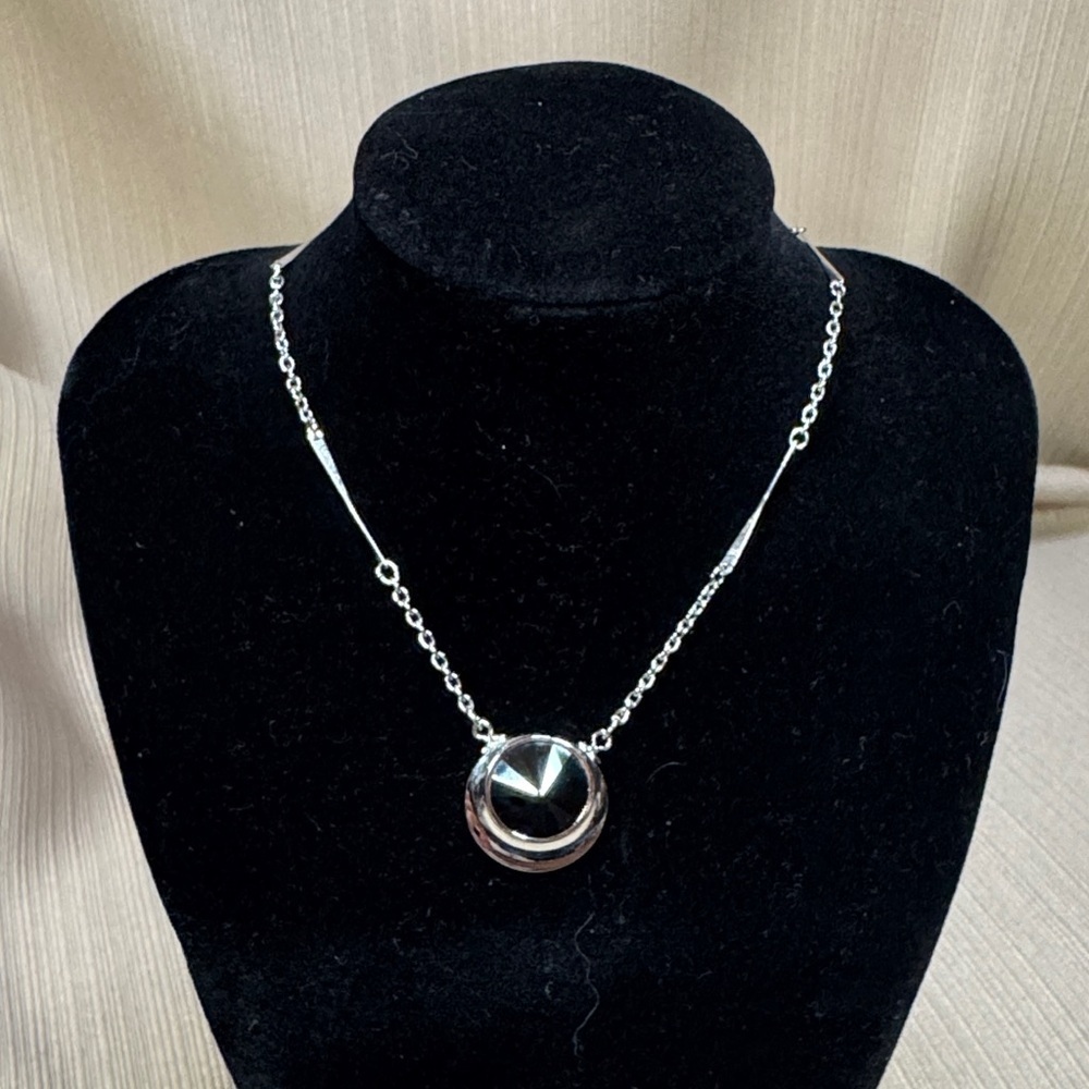 Elegant Silver and Black Pendant Necklace
